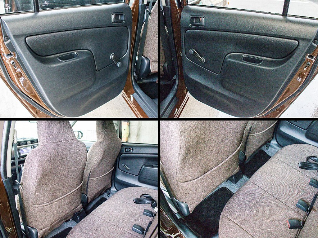 後方にもオリジナルのフロアマット装備してます！