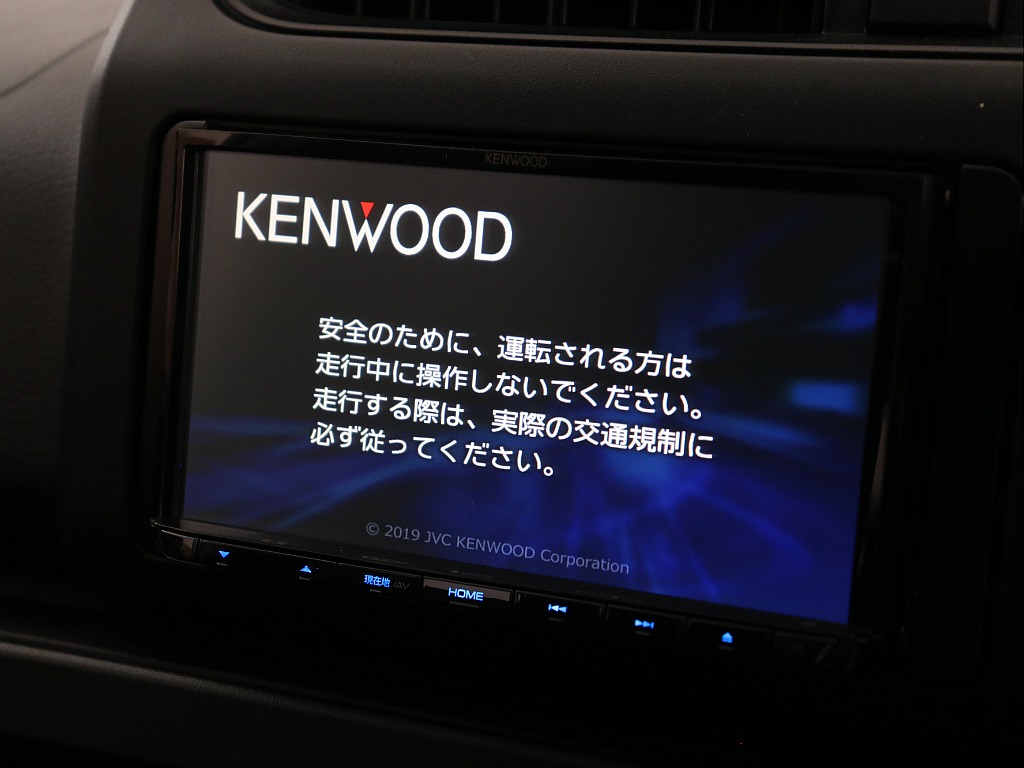 ケンウッドの7インチナビを装着！