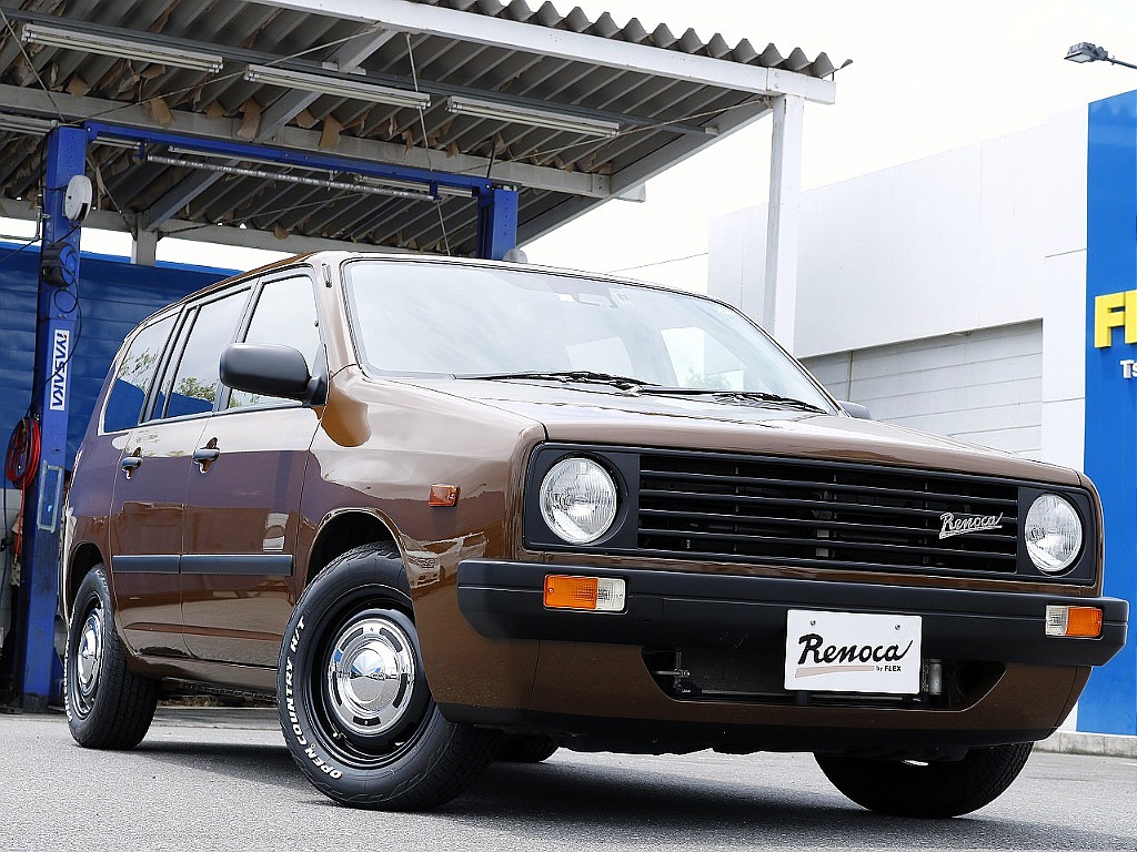 ベース車両はサクシードバン！