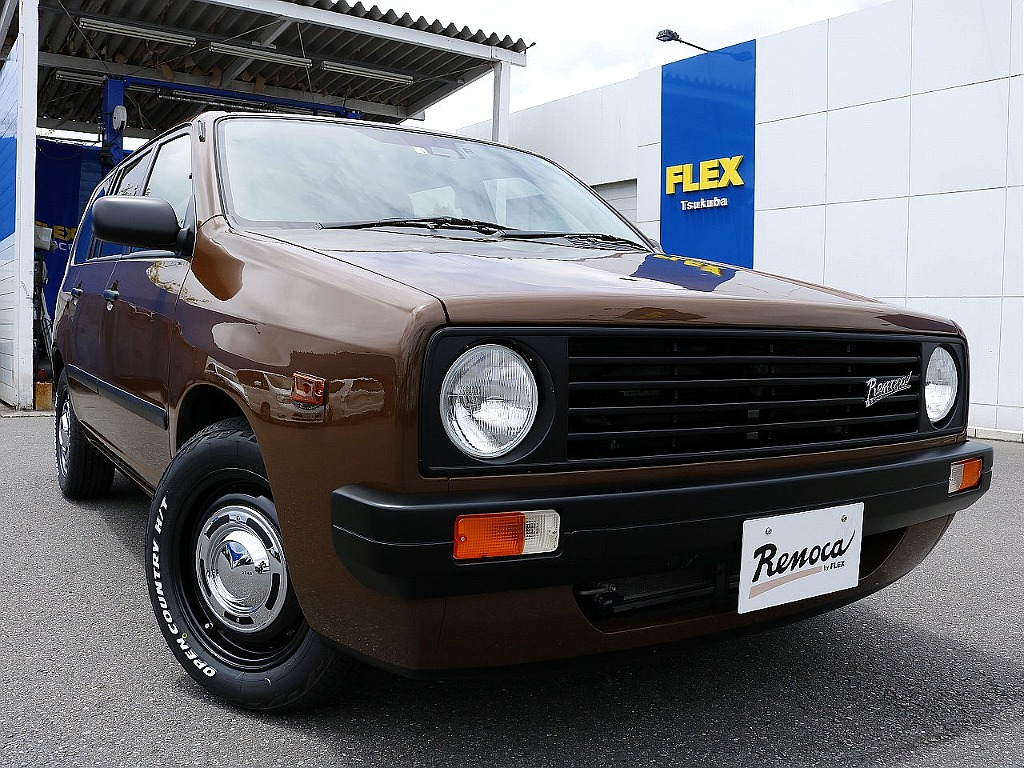 古いフォルクスワーゲンゴルフを彷彿とさせる顔周りですね☆
