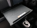 何かと便利な収納式デスク！