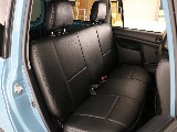 ヘッドレスト付き！商用車感を感じさせません！