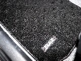 FLEXオリジナルフロアマットを装着しております！足場もふかふかで気持ちがいいです◎