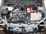 エンジンルームもご覧ください！まだ走行距離5千kｍ台のため汚れも目立ちません！