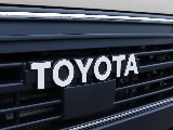 フロントグリルのアルファベットのトヨタロゴ☆ 旧車らしさを演出します♪
