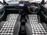 新品チェック柄シートカバー装備！