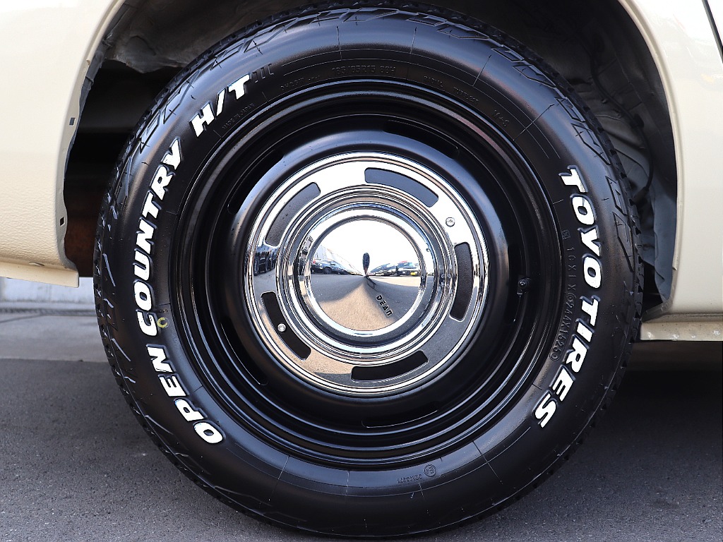 □【新品】ＤＥＡＮクロスカントリー１５インチＡＷ □【新品】ＴＯＹＯオープンカントリーＨ／ＴⅡタイヤ