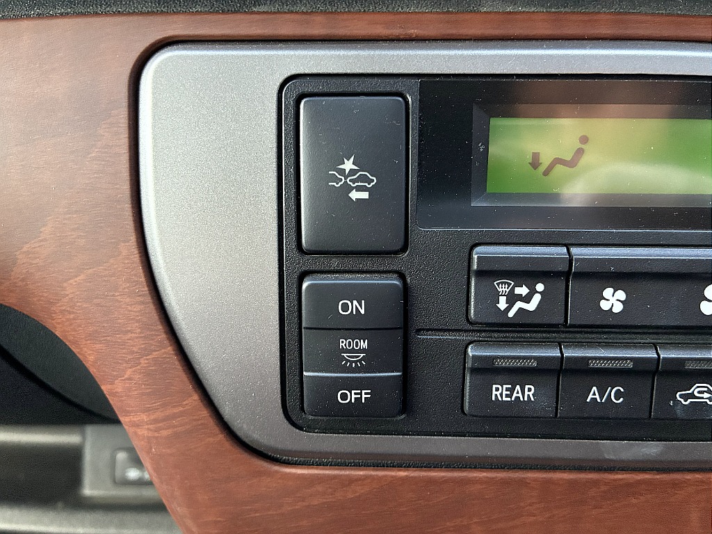 トヨタ ハイエース(24枚目)