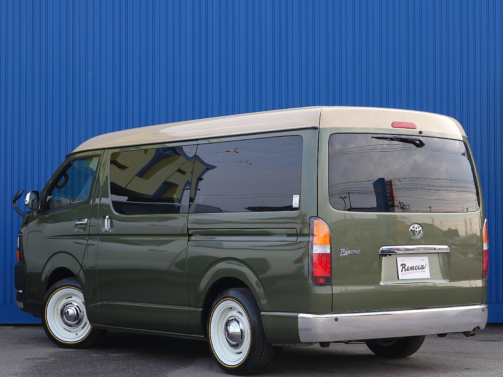 トヨタ ハイエース(4枚目)