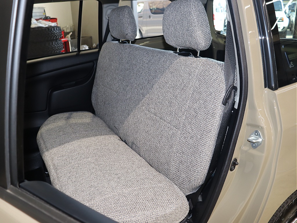 【Renoca ｔｙｐｅ EUROBOX×日産アッシュカーキＮＥＷオールペイント】