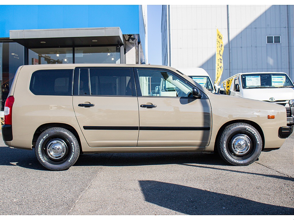 コンパクトなサイズ感になりますので狭い道なども走りやすいです！