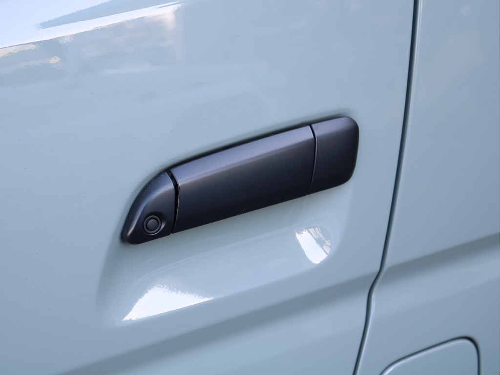 トヨタ ハイエース(32枚目)