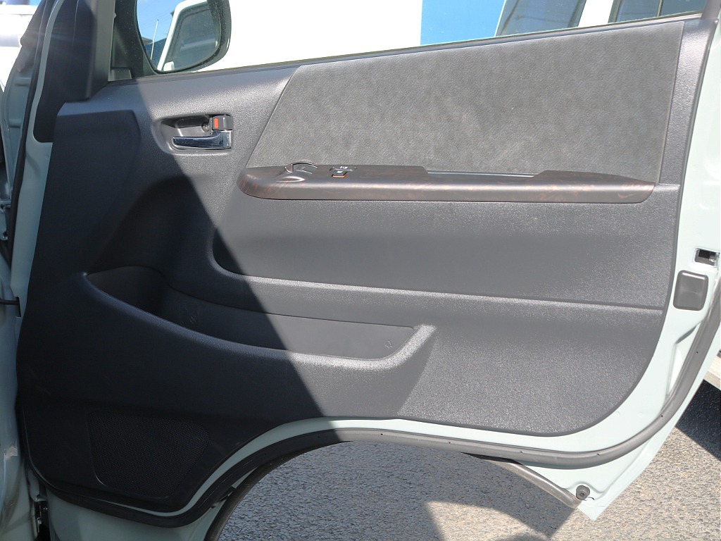 トヨタ ハイエース(37枚目)