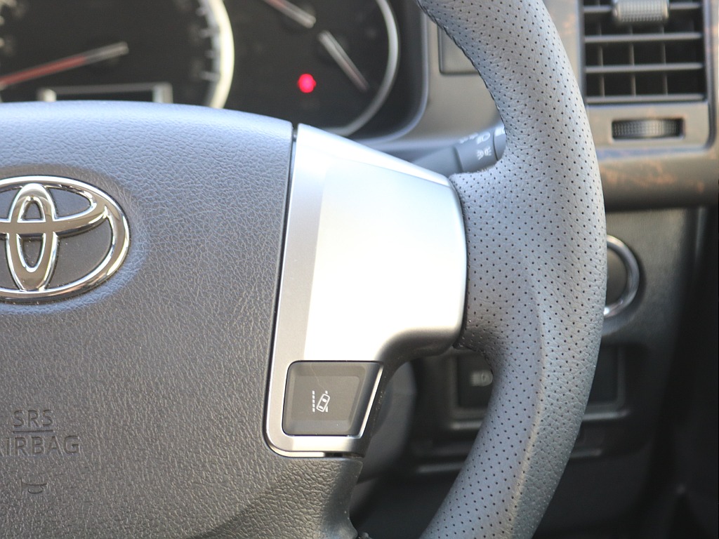 ＦＬＥＸグループは「すべての人に愛車を」をコンセプトに車種別に全国展開中！愛車と一緒に、ライフスタイルを充実させてもらいたいという思いで、ランクル仙台泉店では皆様のご要望になんでもお応えします♪