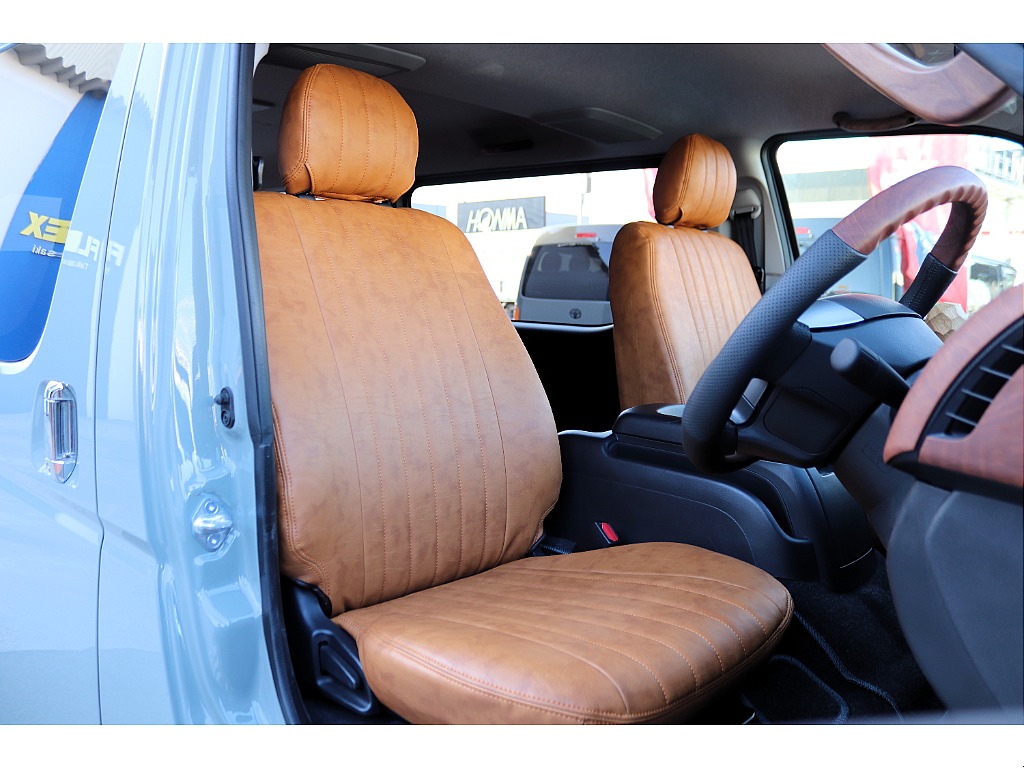 ハイエース高崎店にて展示中♪027-329-5670♪