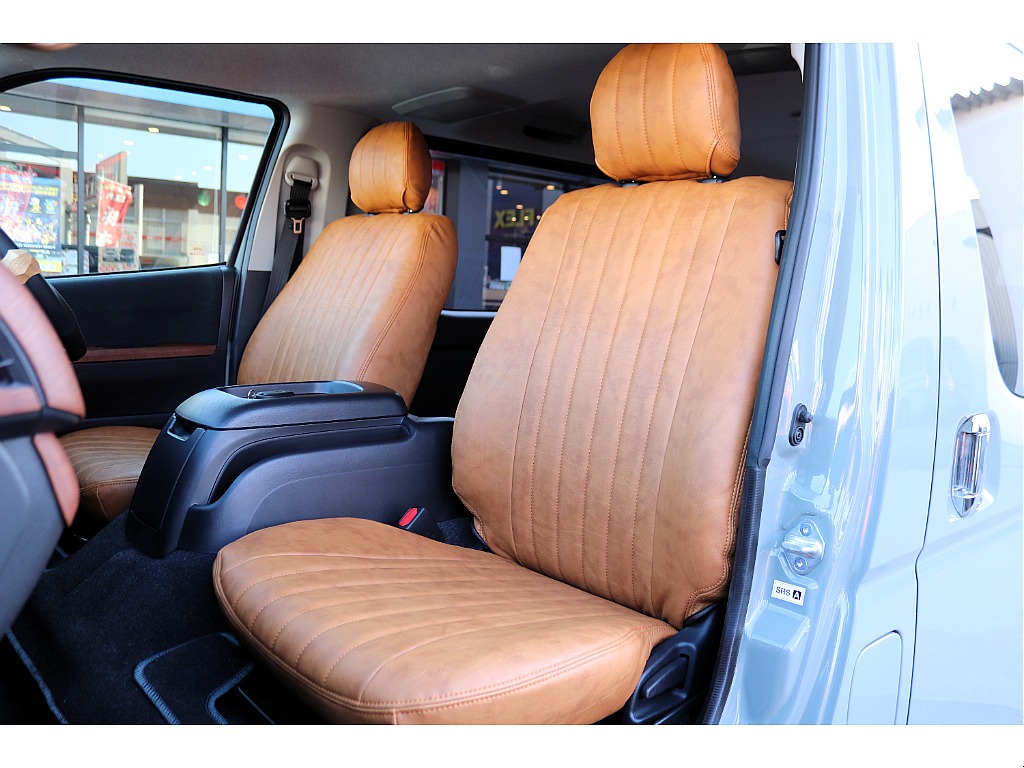 ハイエース高崎店にて展示中♪027-329-5670♪