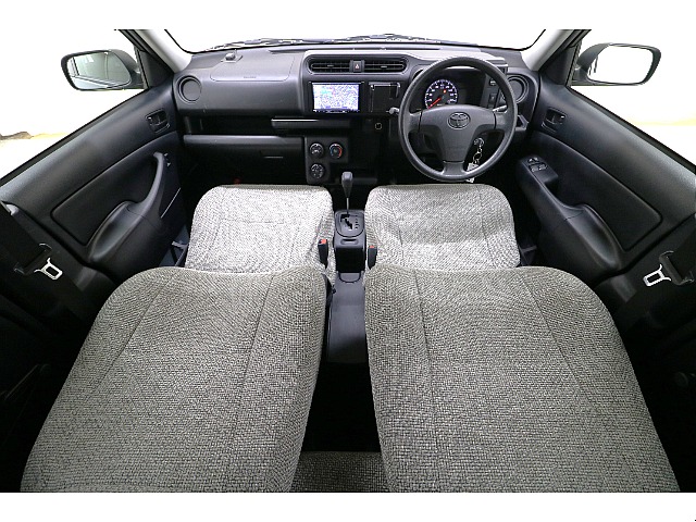 内装は当店にてルームクリーニング済みとなりますので綺麗な状態です♪