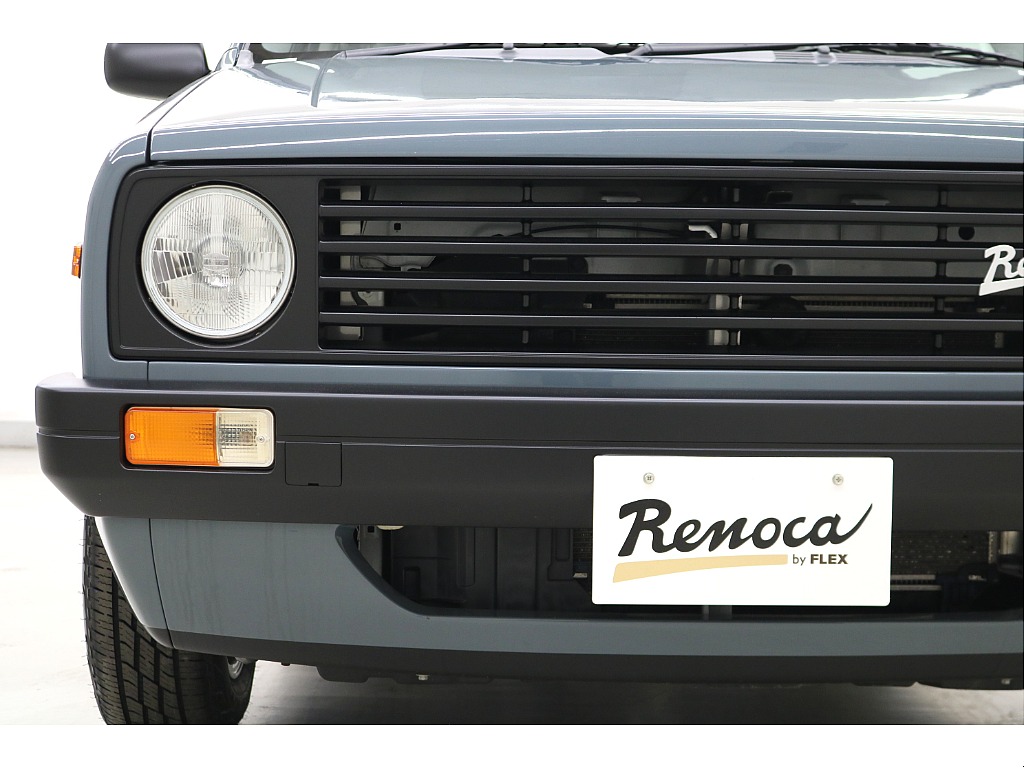 素直に使いやすい。素直にかわいい。過剰な機能も大人の見栄も、ぜんぶ省いた素直なクルマ。気軽で便利で、かわいいＲｅｎｏｃａユーロボックスの登場です。