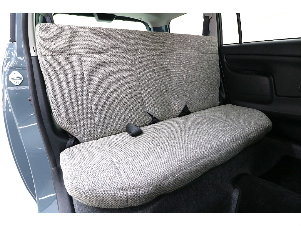 後部座席になります☆