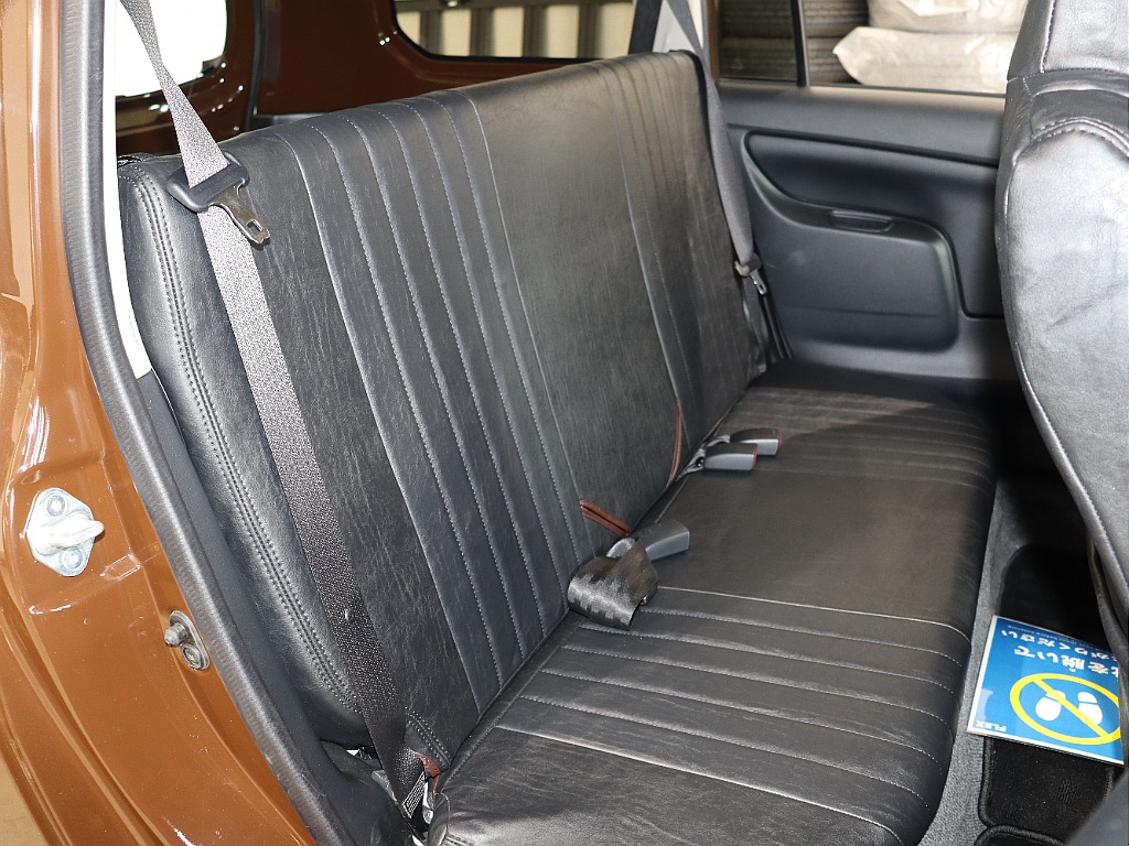 EURO BOX・アゼットブラウンペイント・新品カロッツェリアSDナビゲーション♪