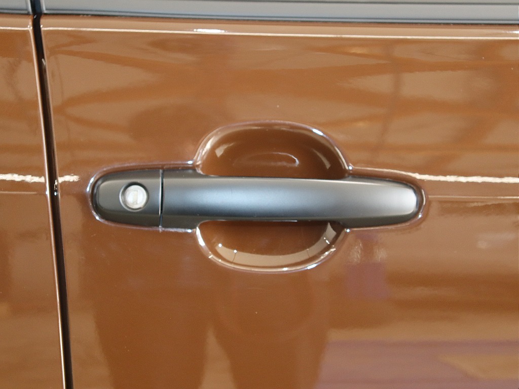 EURO BOX・アゼットブラウンペイント・新品カロッツェリアSDナビゲーション♪