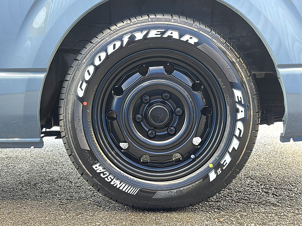 トヨタ ハイエース(14枚目)