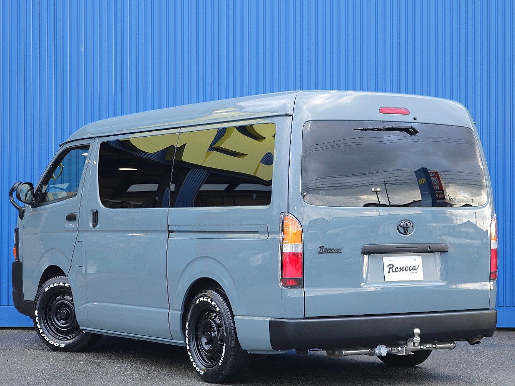 トヨタ ハイエース(3枚目)