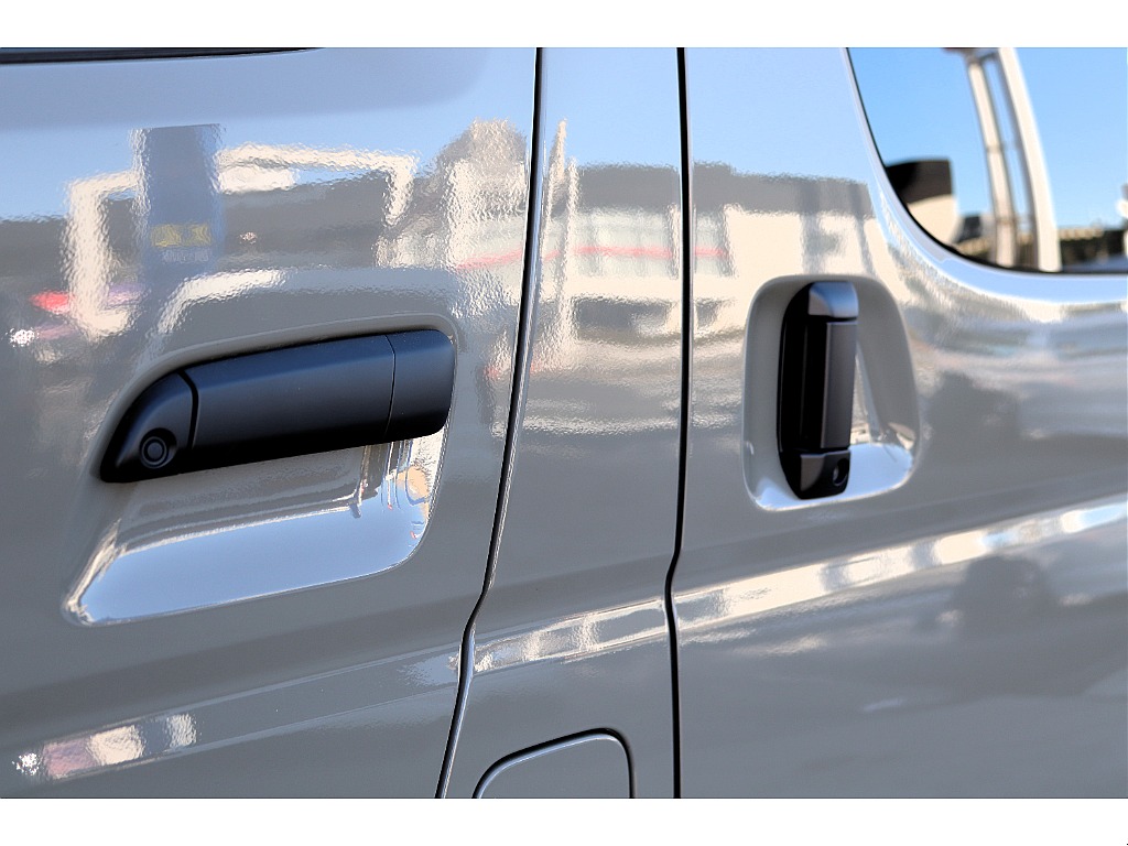 ハイエース高崎店展示中♪全国からのお問合せお待ちしております027-329-5670！