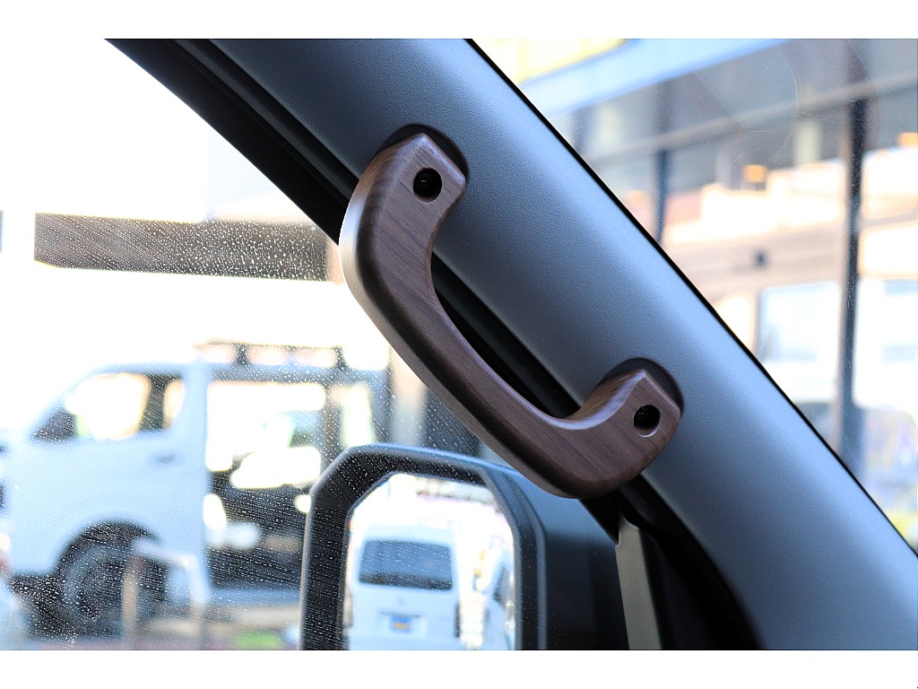 ハイエース高崎店展示中♪全国からのお問合せお待ちしております027-329-5670！