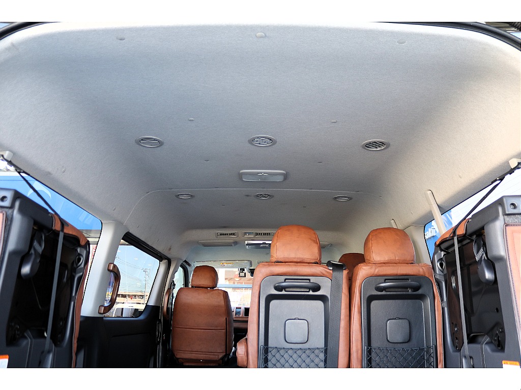 ハイエース高崎店展示中♪全国からのお問合せお待ちしております027-329-5670！