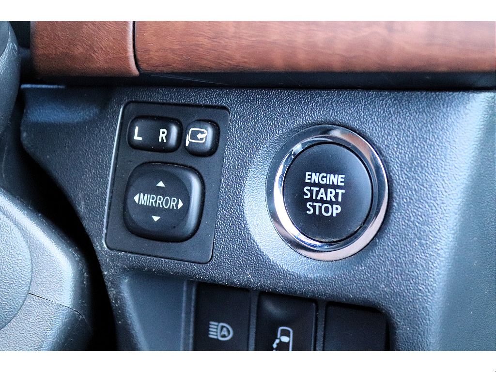 ハイエース高崎店展示中♪全国からのお問合せお待ちしております027-329-5670！