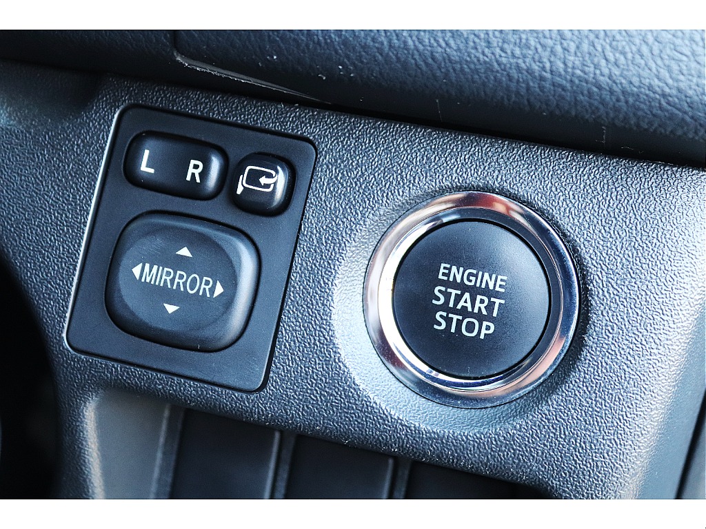 ハイエース高崎店にて展示中♪全国の皆様からのお問い合わせお待ちしております！！027-329-5670