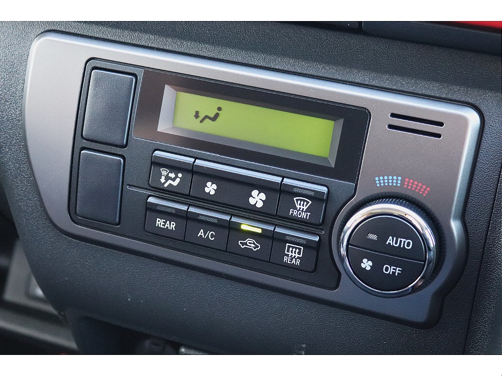 ハイエース高崎店にて展示中♪全国の皆様からのお問い合わせお待ちしております！！027-329-5670