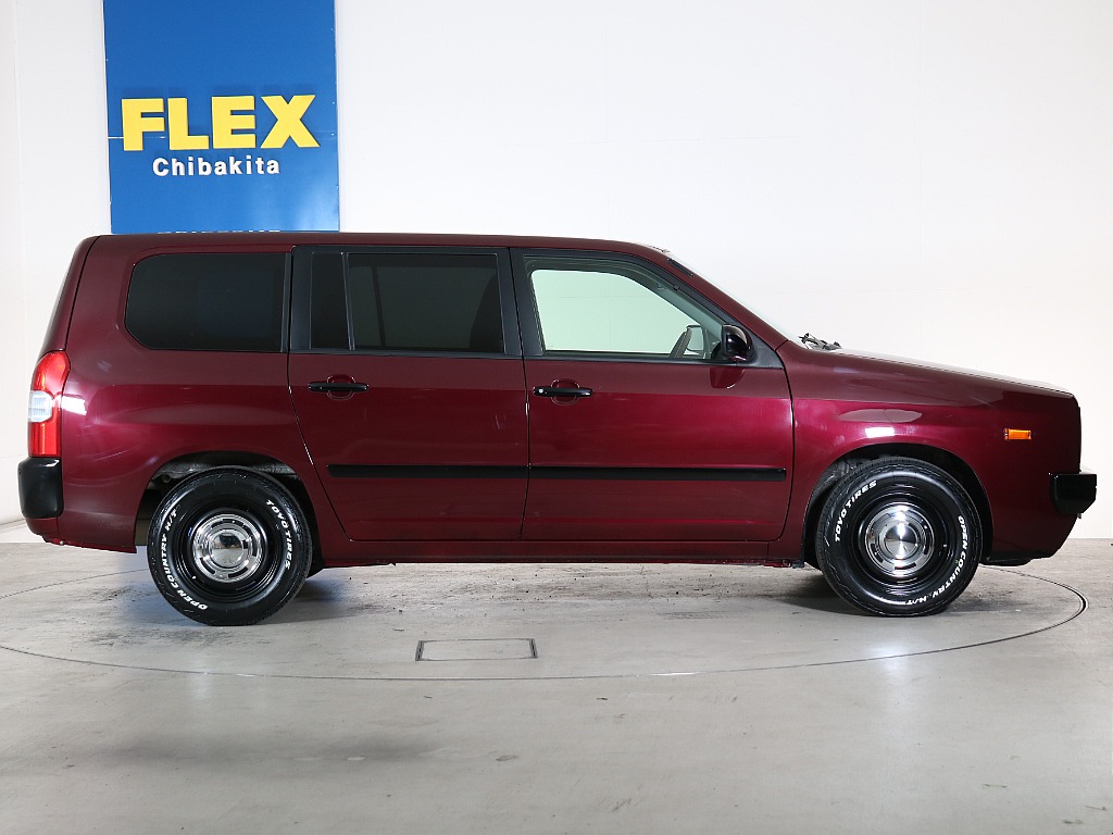 サイドビュー！ボディに光が当たると艶感がさらに出ます♪