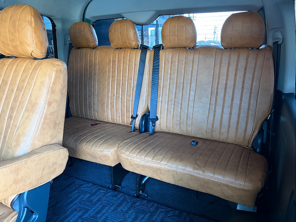 トヨタ ハイエース(23枚目)