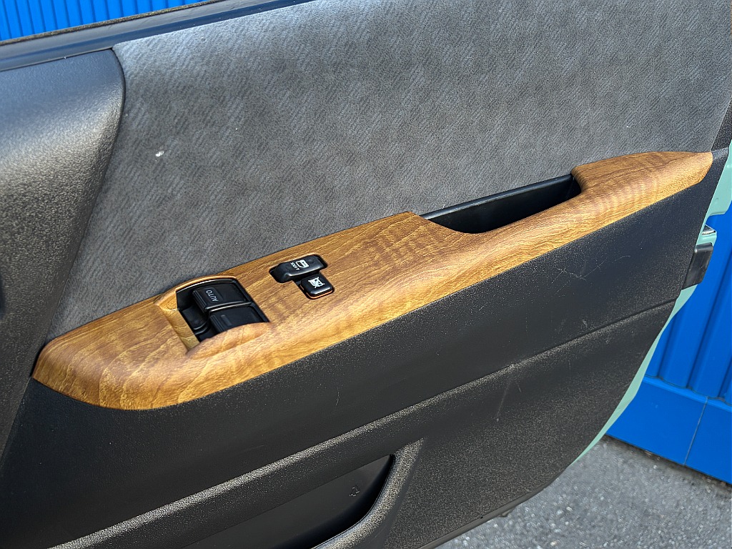 トヨタ ハイエース(9枚目)