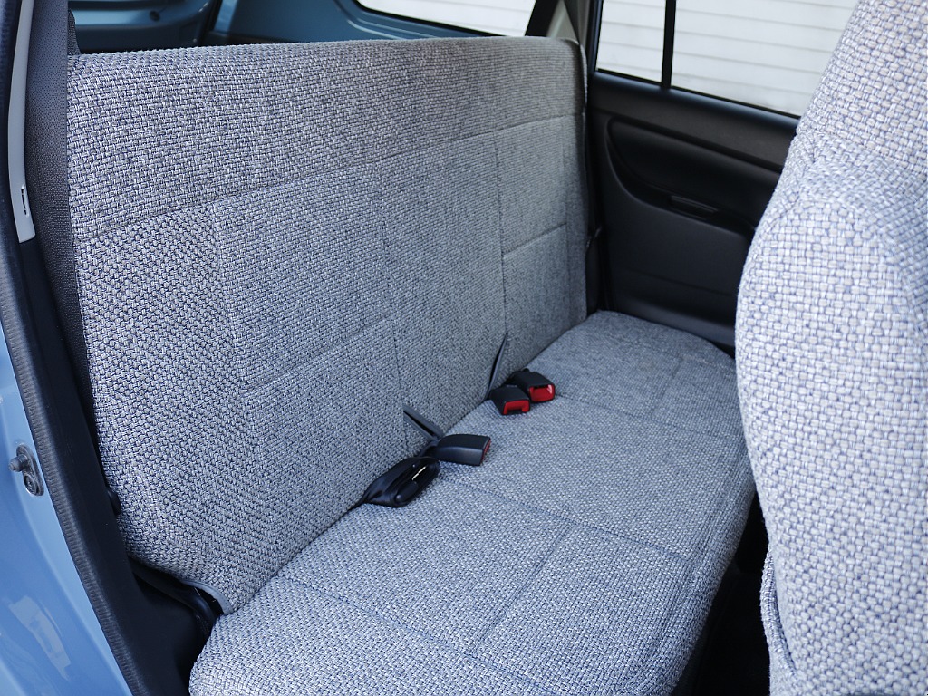 後席シートにもカバーは装着済みです♪