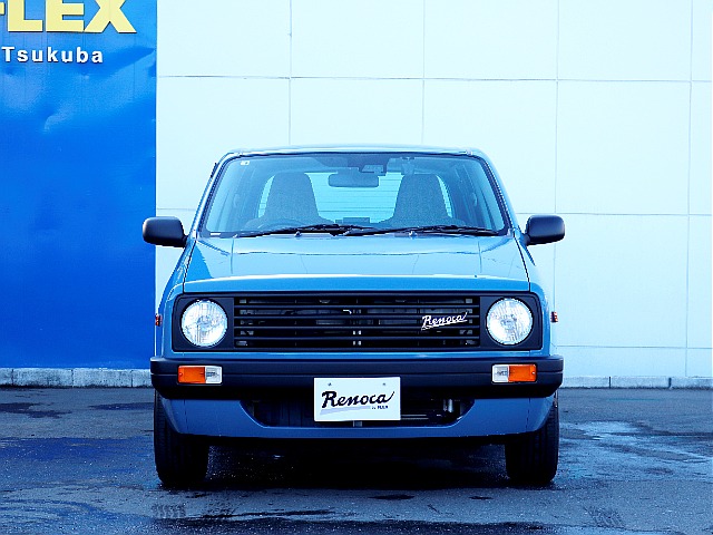 フロントフェイス☆  クラシックな角目スタイルです♪