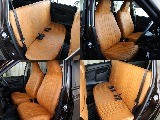 全席キャメルのシートカバーを装備しております！