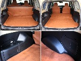 シートカバーに合わせてラゲッジマットも統一！シートを倒せば更に広大な荷室に！