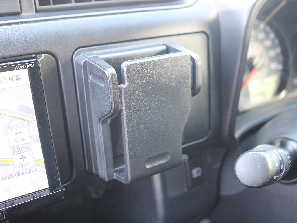 ＦＬＥＸグループは「すべての人に愛車を」をコンセプトに車種別に全国展開中！愛車と一緒に、ライフスタイルを充実させてもらいたいという思いで、ランクル仙台泉店では皆様のご要望になんでもお応えします♪