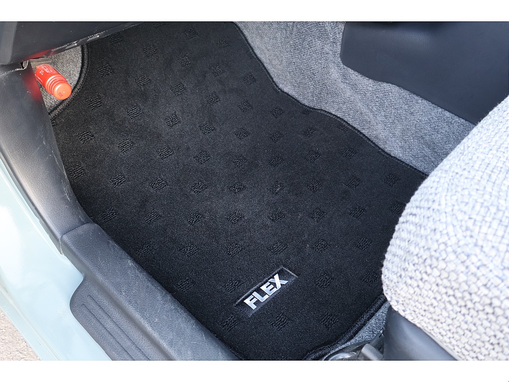 新品フロアマット付き