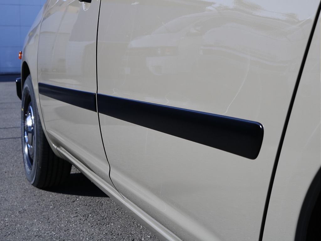 茨城県つくば市にハイエース専門の新車・中古車の展示場を展開！人気のグレード・年式をその場で見比べられます♪皆様のご来場、お問合せを心よりお待ちしております☆