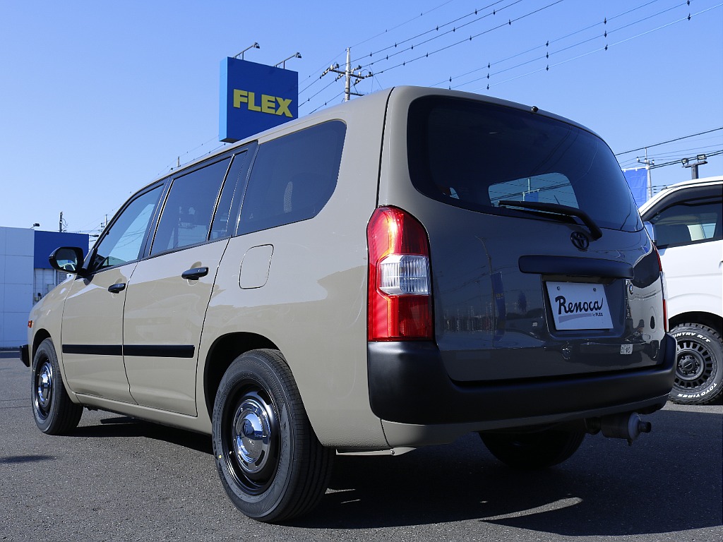 茨城県つくば市にハイエース専門の新車・中古車の展示場を展開！人気のグレード・年式をその場で見比べられます♪皆様のご来場、お問合せを心よりお待ちしております☆