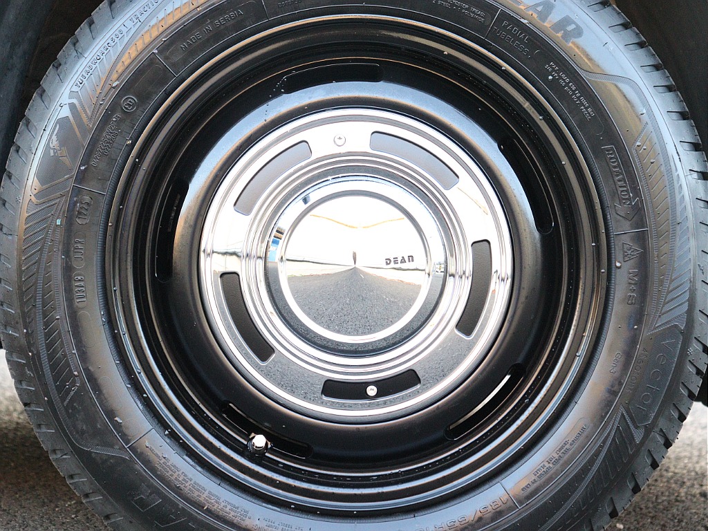 タイヤについては、VECTORオールシーズンタイヤがインストールされております♪