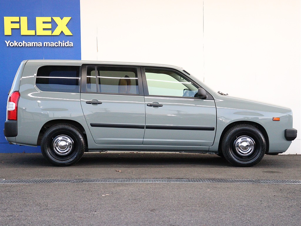 街中で見かけないことのないプロボックスがクラシックなスタイルを纏ったEUROBOXは街中で注目の的になること間違いなしです！！