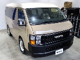 トヨタ ハイエース(4枚目)