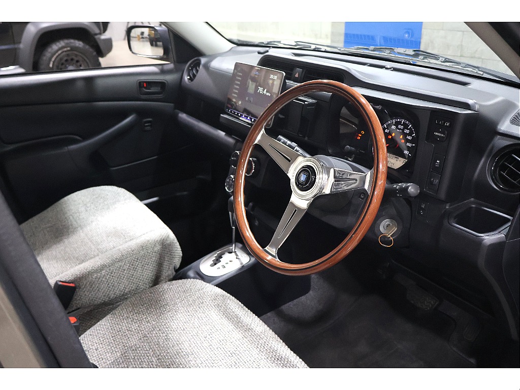 トヨタ プロボックスバン(2枚目)