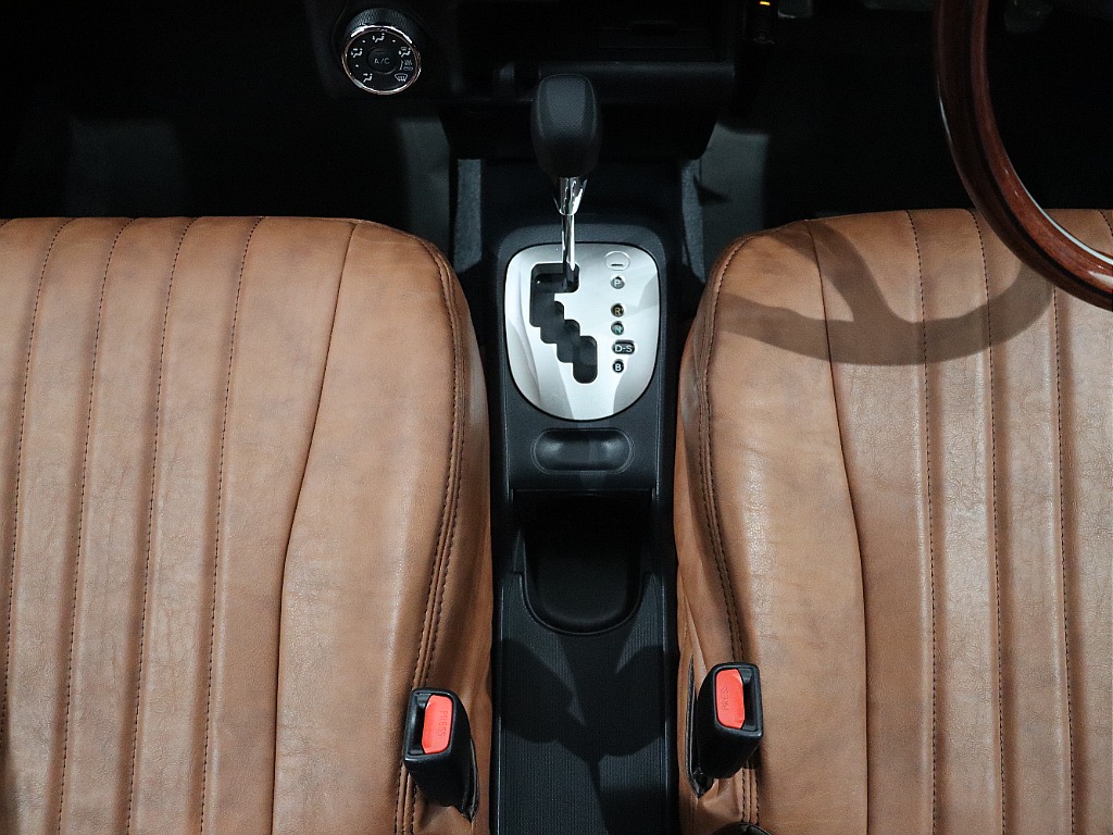 トヨタ サクシードバン(16枚目)