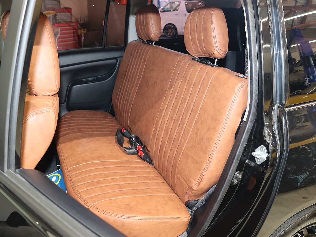 トヨタ サクシードバン(9枚目)